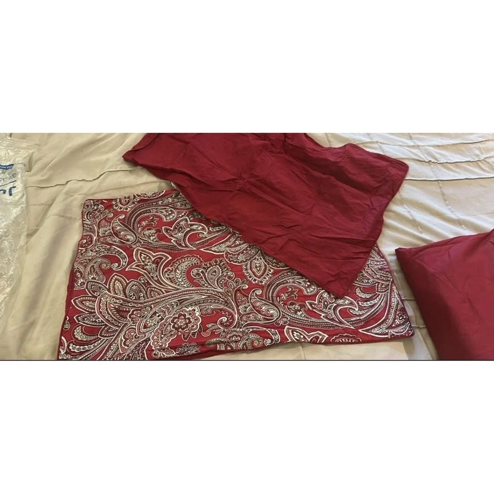 Queen Red Paisley Duvet Brandream